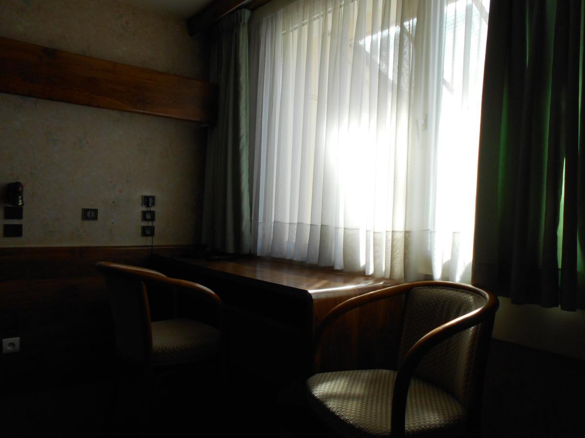 Hotel Du Jura Audincourt Exteriér fotografie